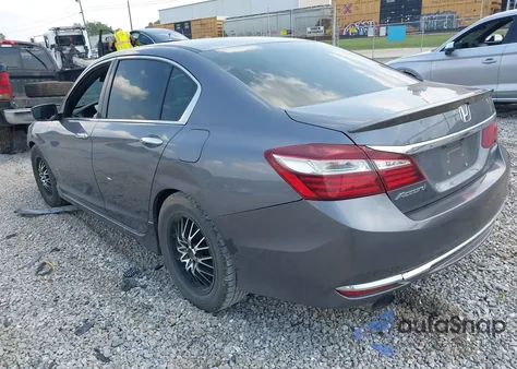 2017 Honda Accord Sport z USA, uszkodzony, nr VIN 1HGCR2F58HA239160